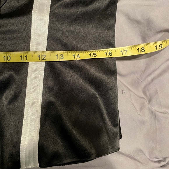 Black and White Corset - Picture 11 of 13